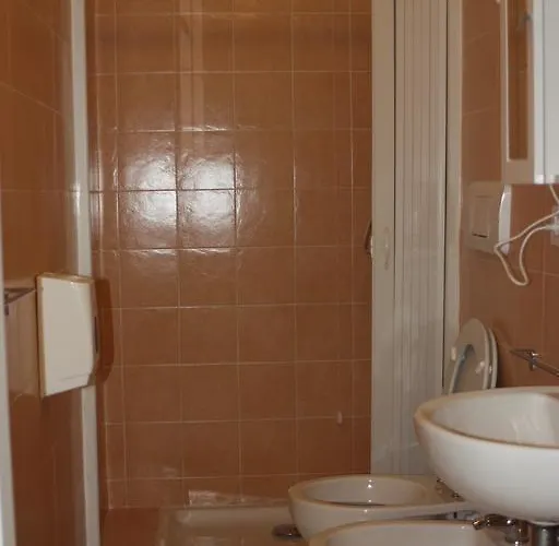 招待所 我的太阳之楼酒店 *